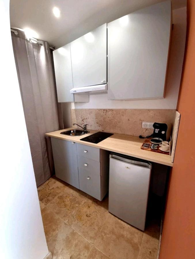 Suite Jaccuzzi En Camargue Port-Saint-Louis-du-Rhone Luaran gambar